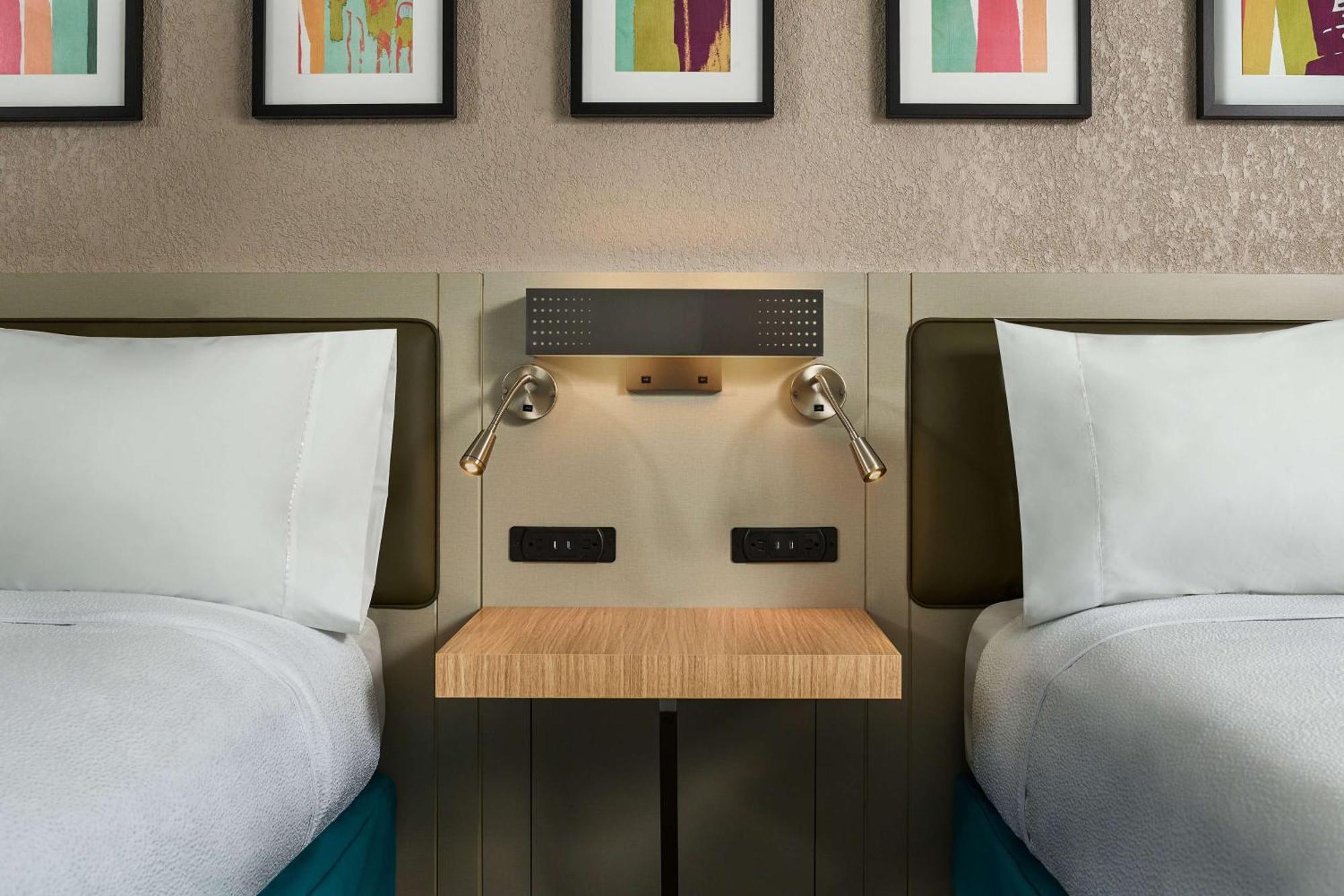 Hilton Garden Inn Tewksbury Andover Экстерьер фото