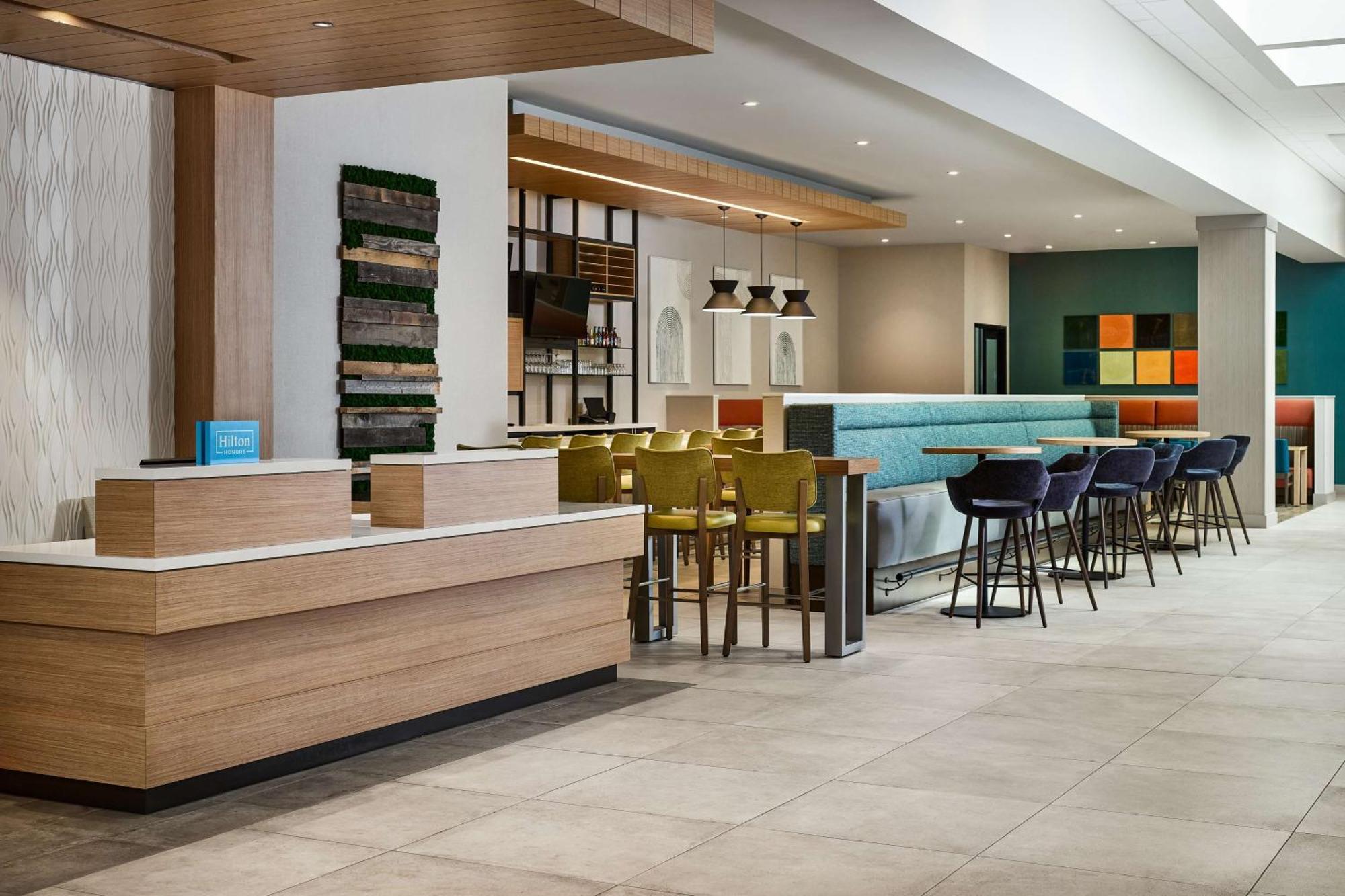 Hilton Garden Inn Tewksbury Andover Экстерьер фото